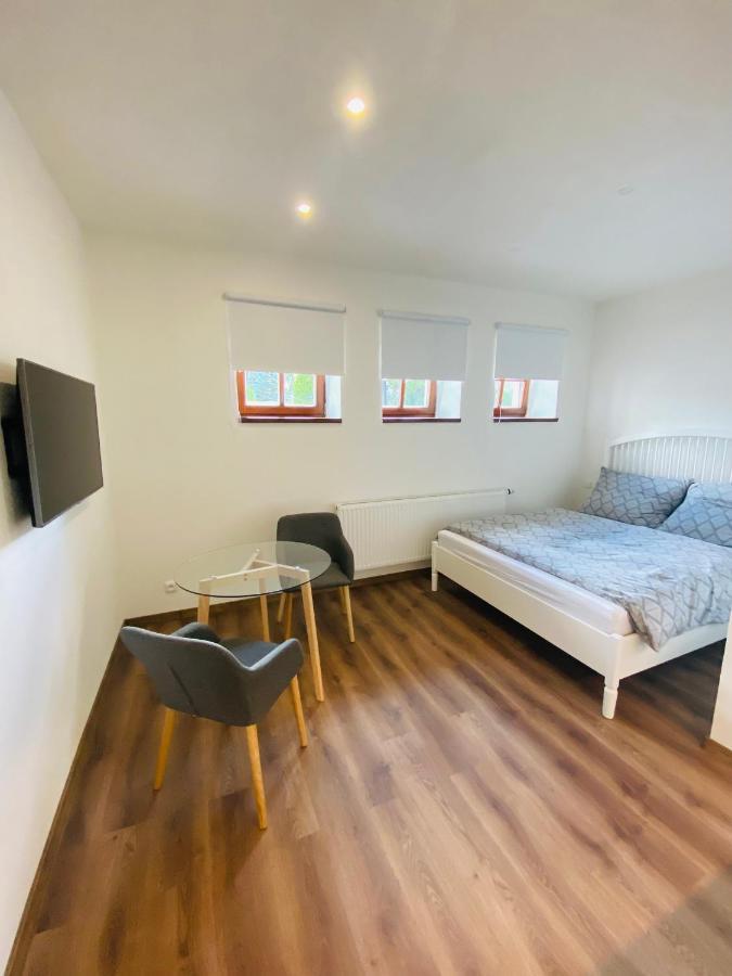 Apartmany V Ulicce Frymburk Exterior foto