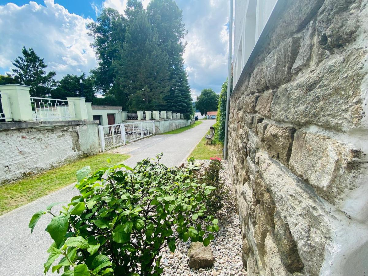 Apartmany V Ulicce Frymburk Exterior foto